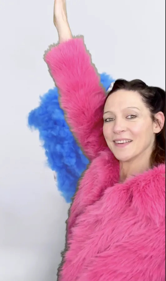 Kathrin Gründerin veryuu digitale Verpackung Foto.png